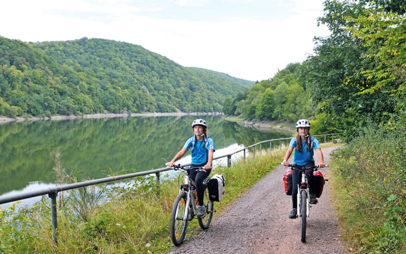 Hessen Radfahren am Edersee