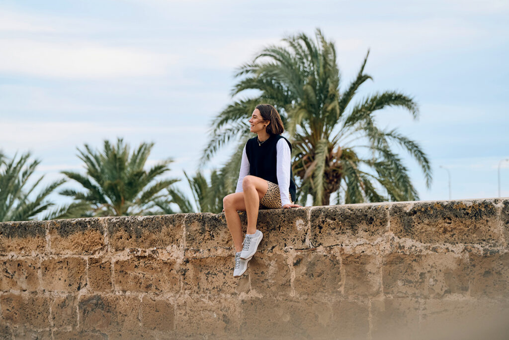 LOWA Outdoor-Sneaker auf Mallorca