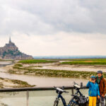 Bretagne Radweg vor dem Mont Saint Michel