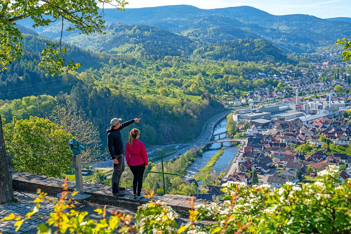 Zwei Wanderer auf der Wandertour Murgleiter