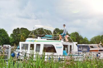 Hausboottouren auf der Mecklenburgischen Seenplatte