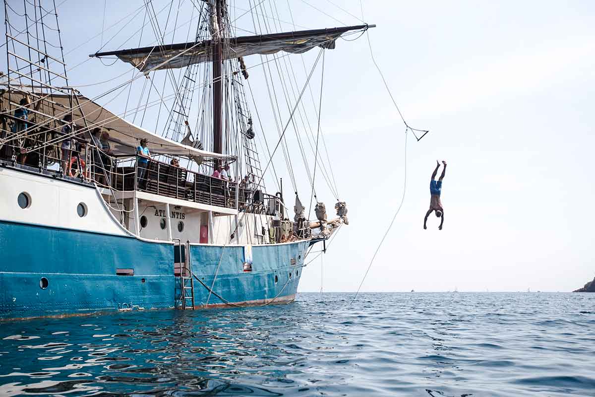 Segelschiff als schwimmendes Hotel